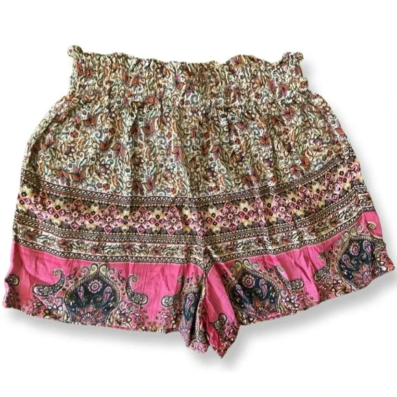 Angie NWT Small Beige & Pink Boho Paisley Print Paperbag  Elastic Waist Shorts - Picture 1 of 6